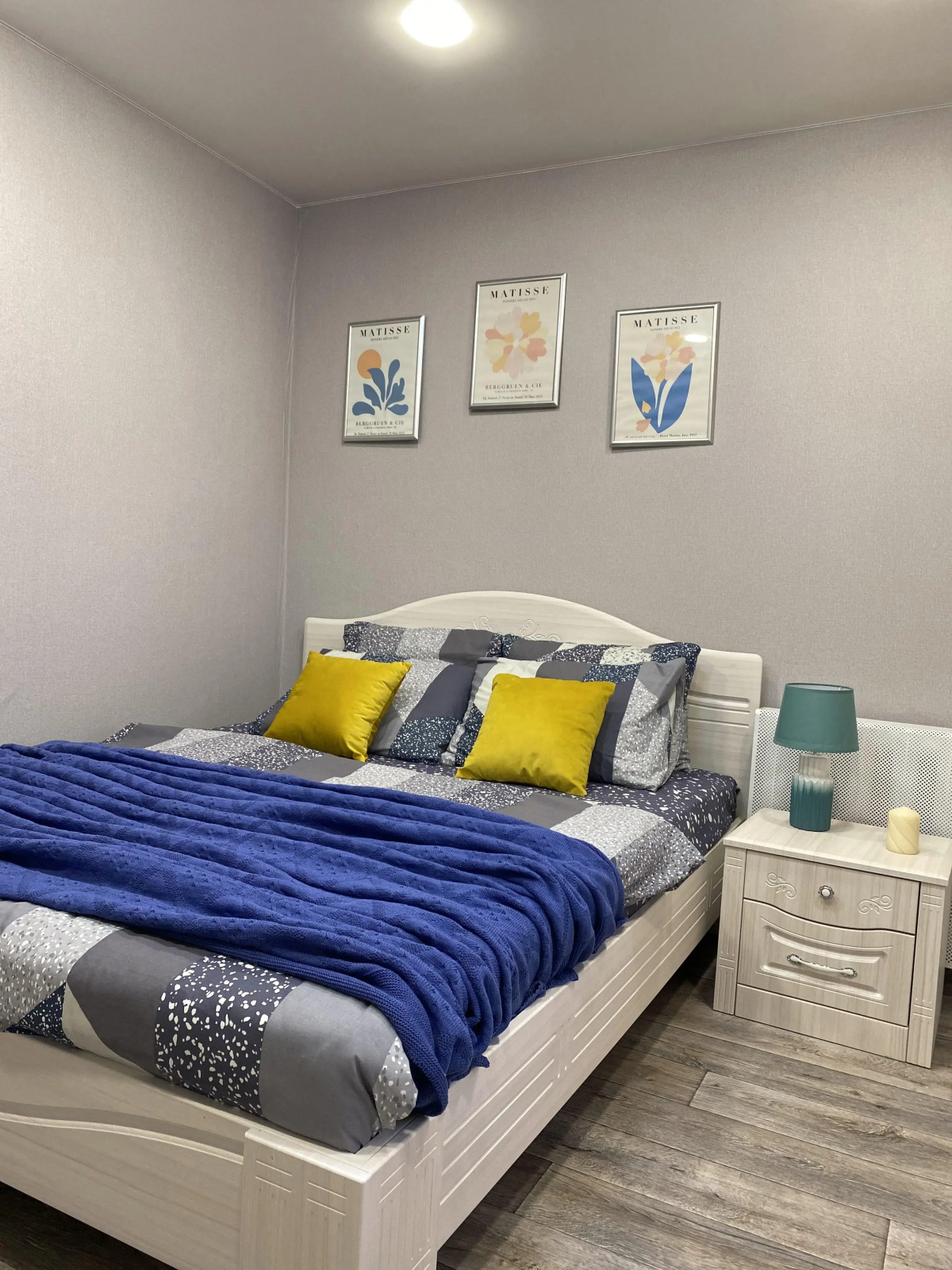 Апартаменты Современная 2 комнатная квартира в шаговой доступности от РКБ (больницы)