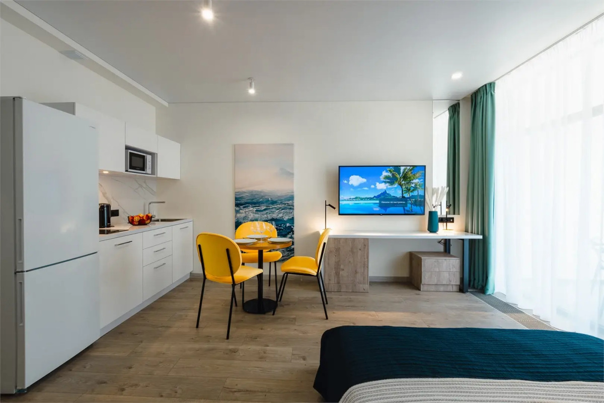 Апартаменты Крымский Рей Студия Sunny Day боковой вид на море