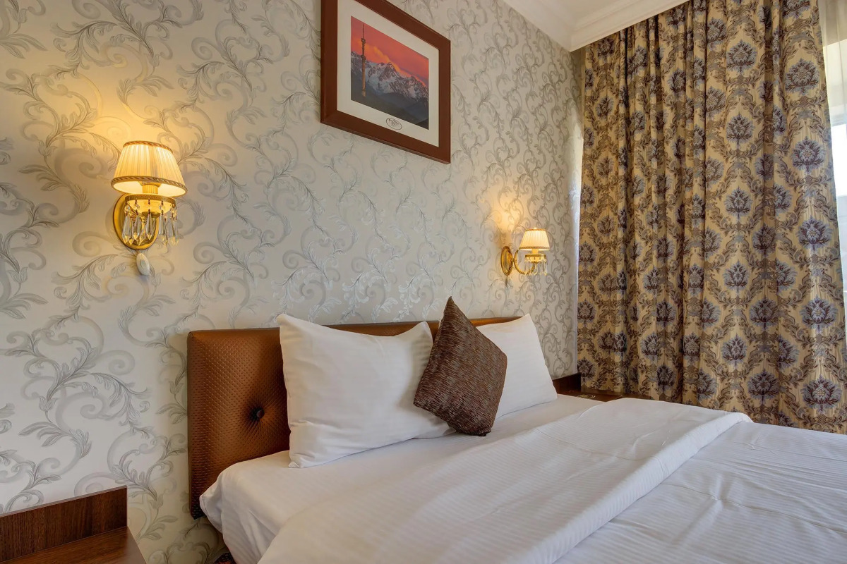 Отель Премьер Алатау