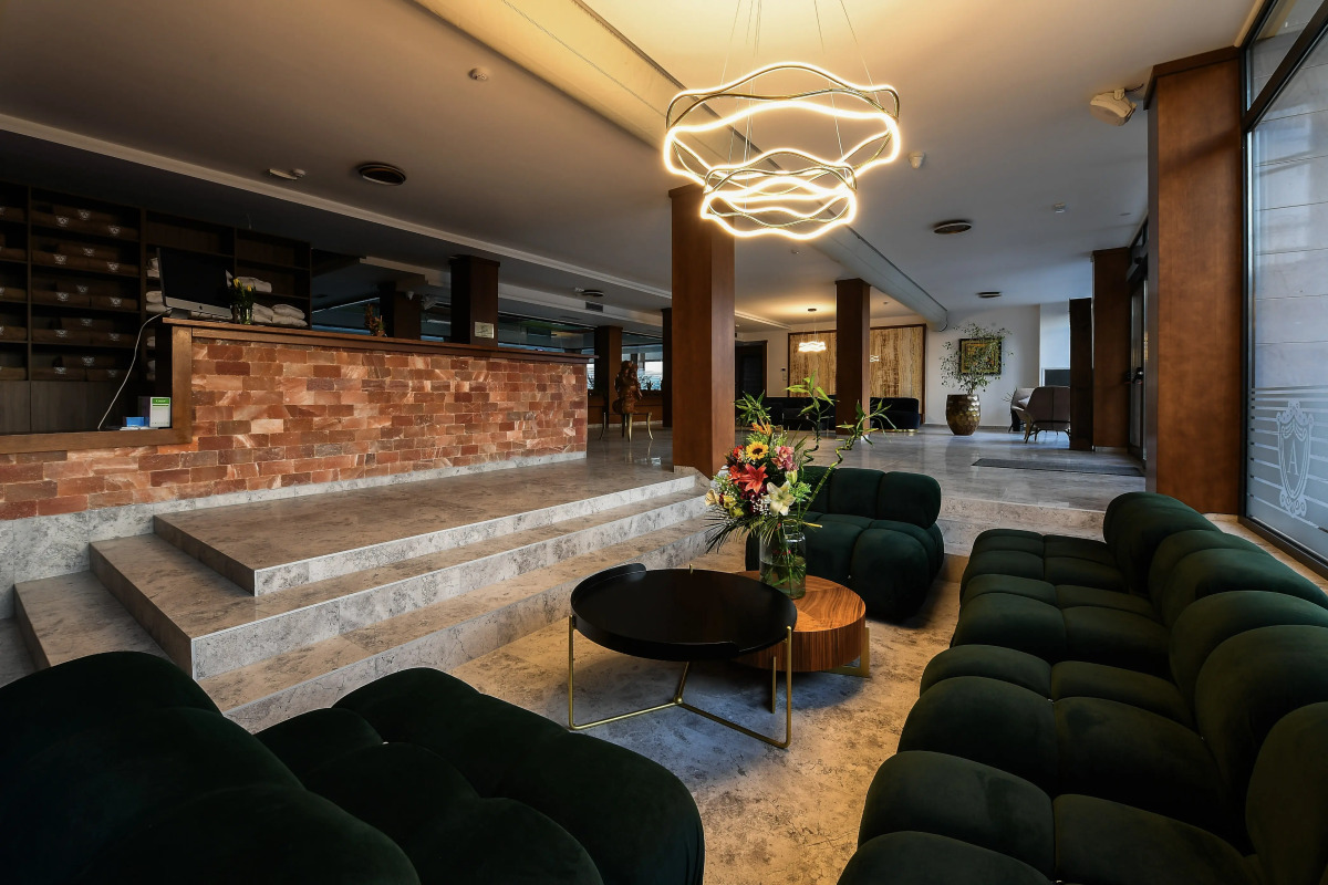 Отель Alexander Resort