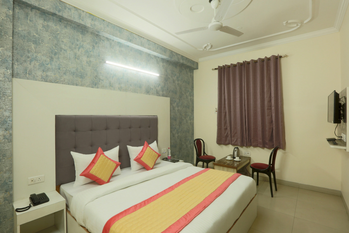 Отель Airport Mayank Residency