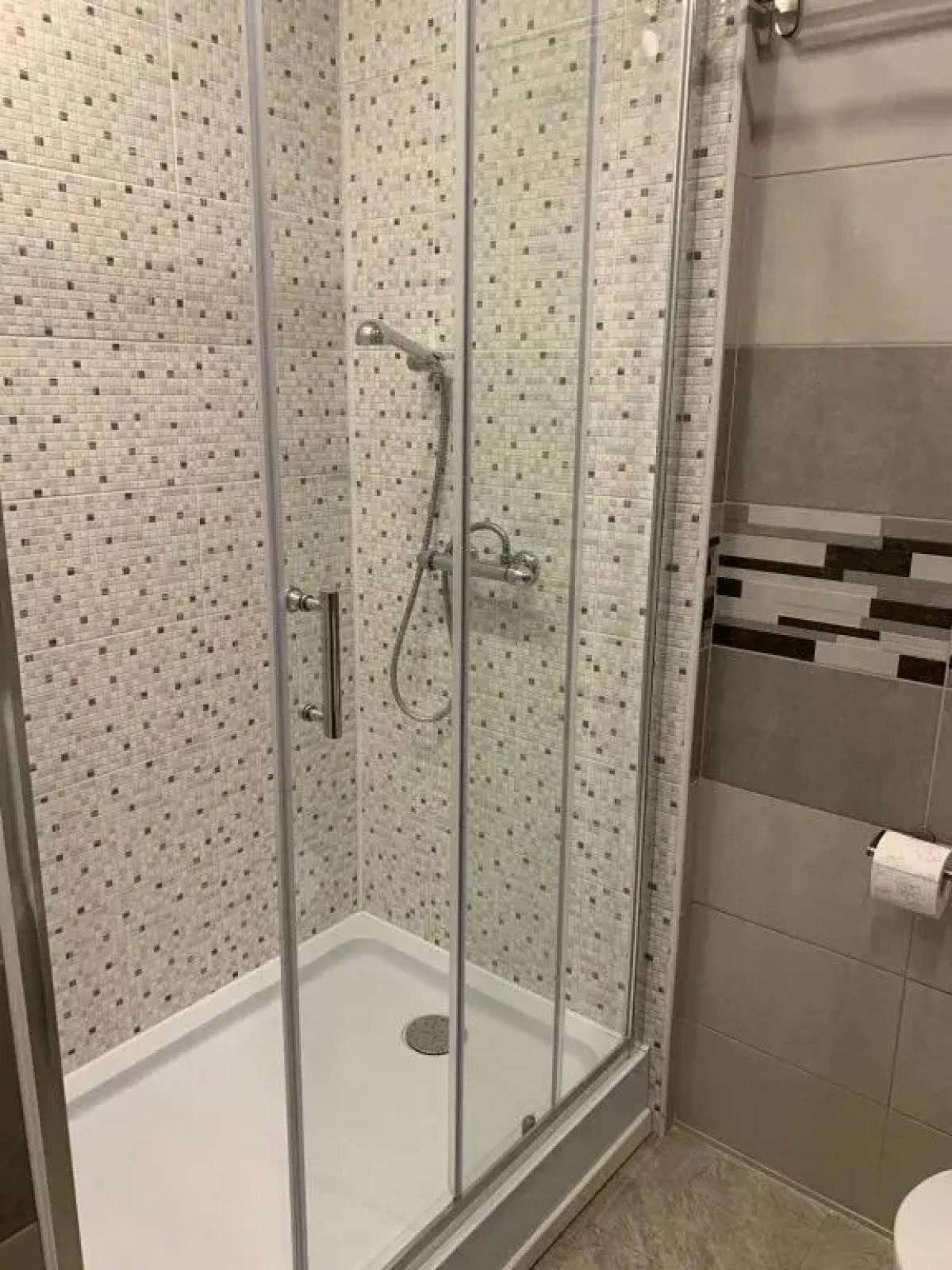 Апартаменты Мира 4В