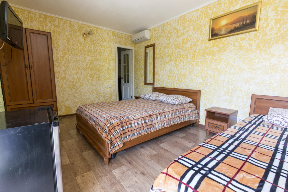 U Yudzhina Guest House