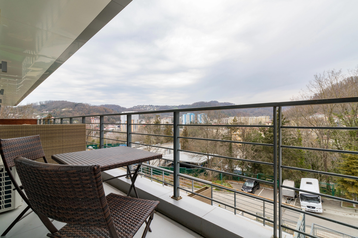 Апартаменты Полулюкс Улучшенный с Террасой