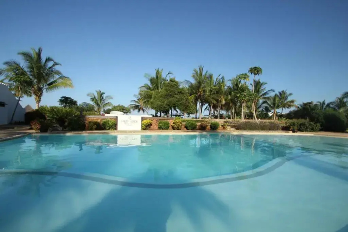 Отель Fruit&Spice Wellness Resort Zanzibar