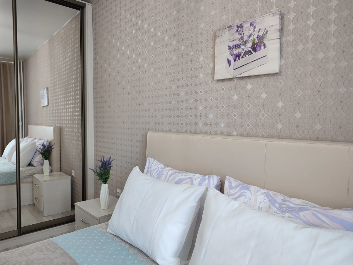 Квартира 2-комнатная в Омске на Крупской 12