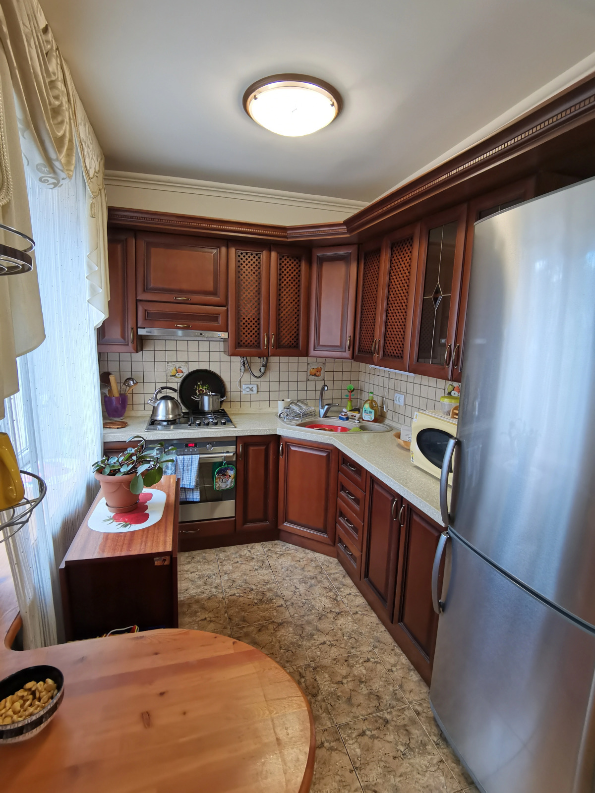 Апартаменты на Цандера 11 (р-н Центр. рынка)