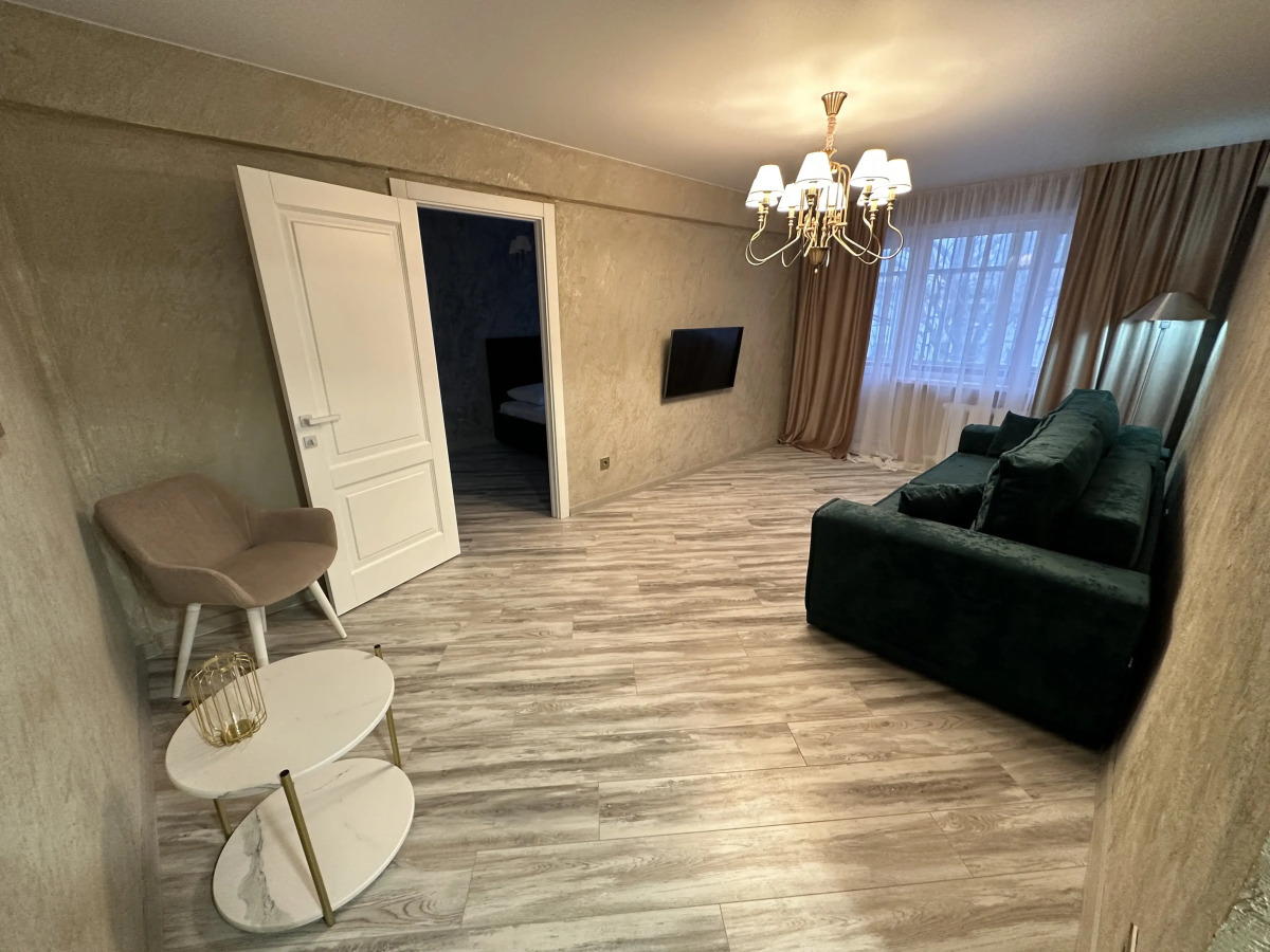 Апартаменты на Московском 77