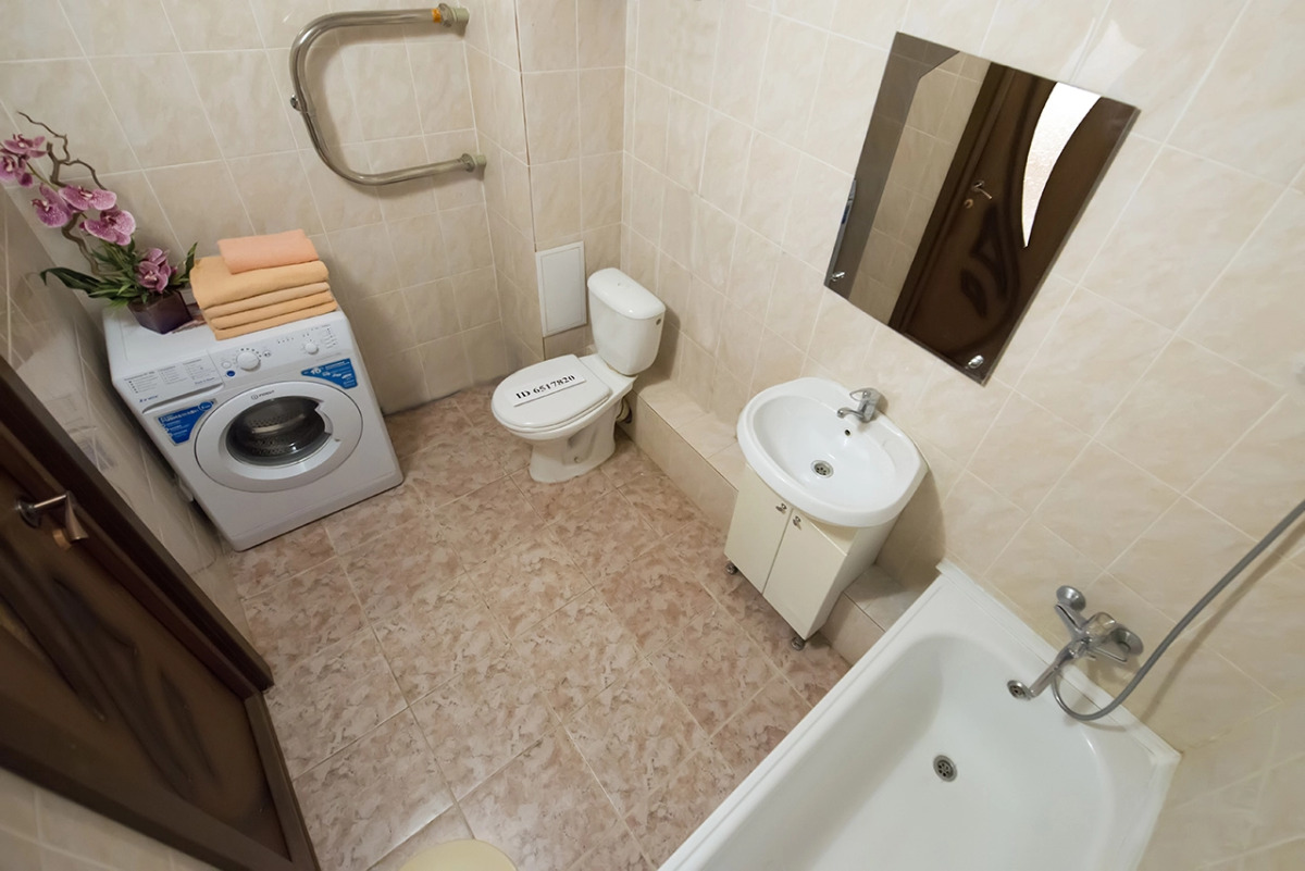 Квартира на Челюскинцев 62 НаСутки35