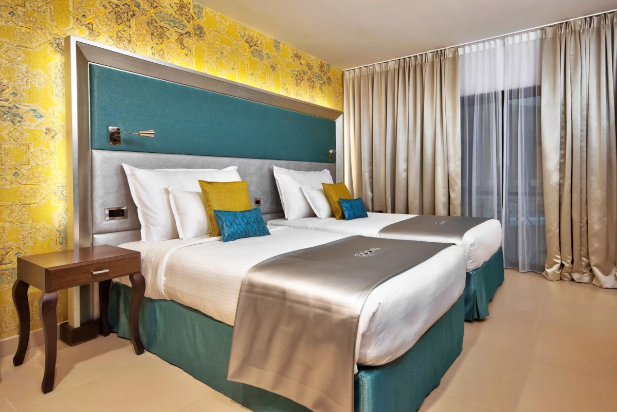 Отель AX The Palace