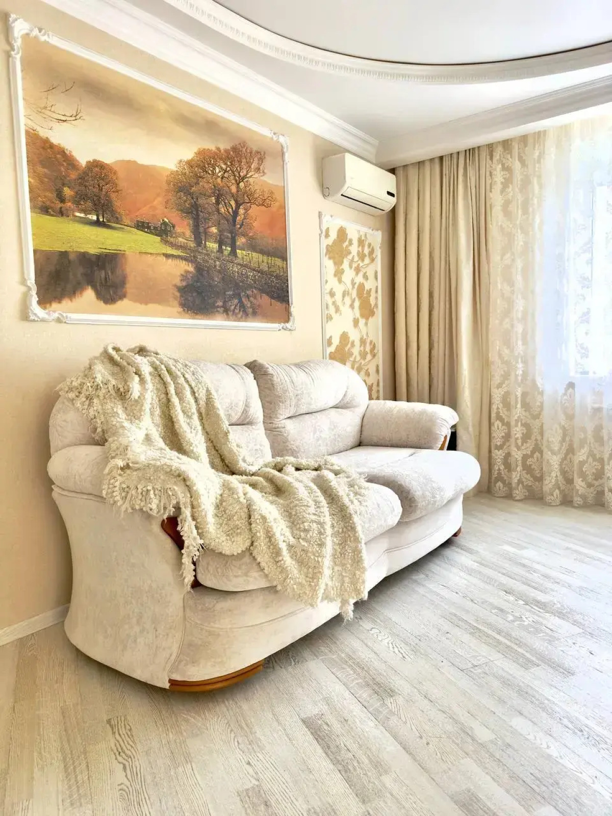 Апартаменты на Раскольникова 83