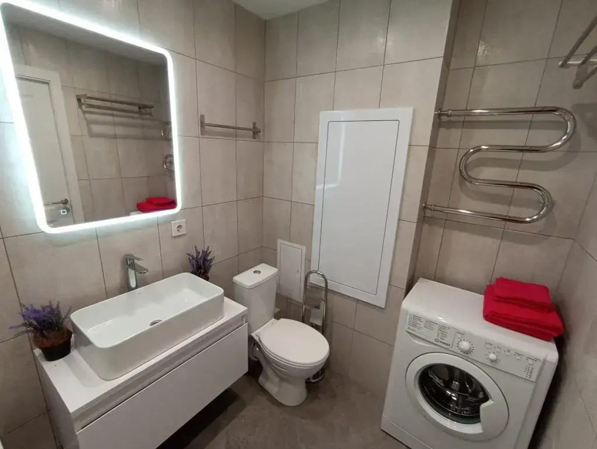 Апартаменты 1-комнатные сети «Все в гости» на ул.Кузнецова 97А на 4 этаже