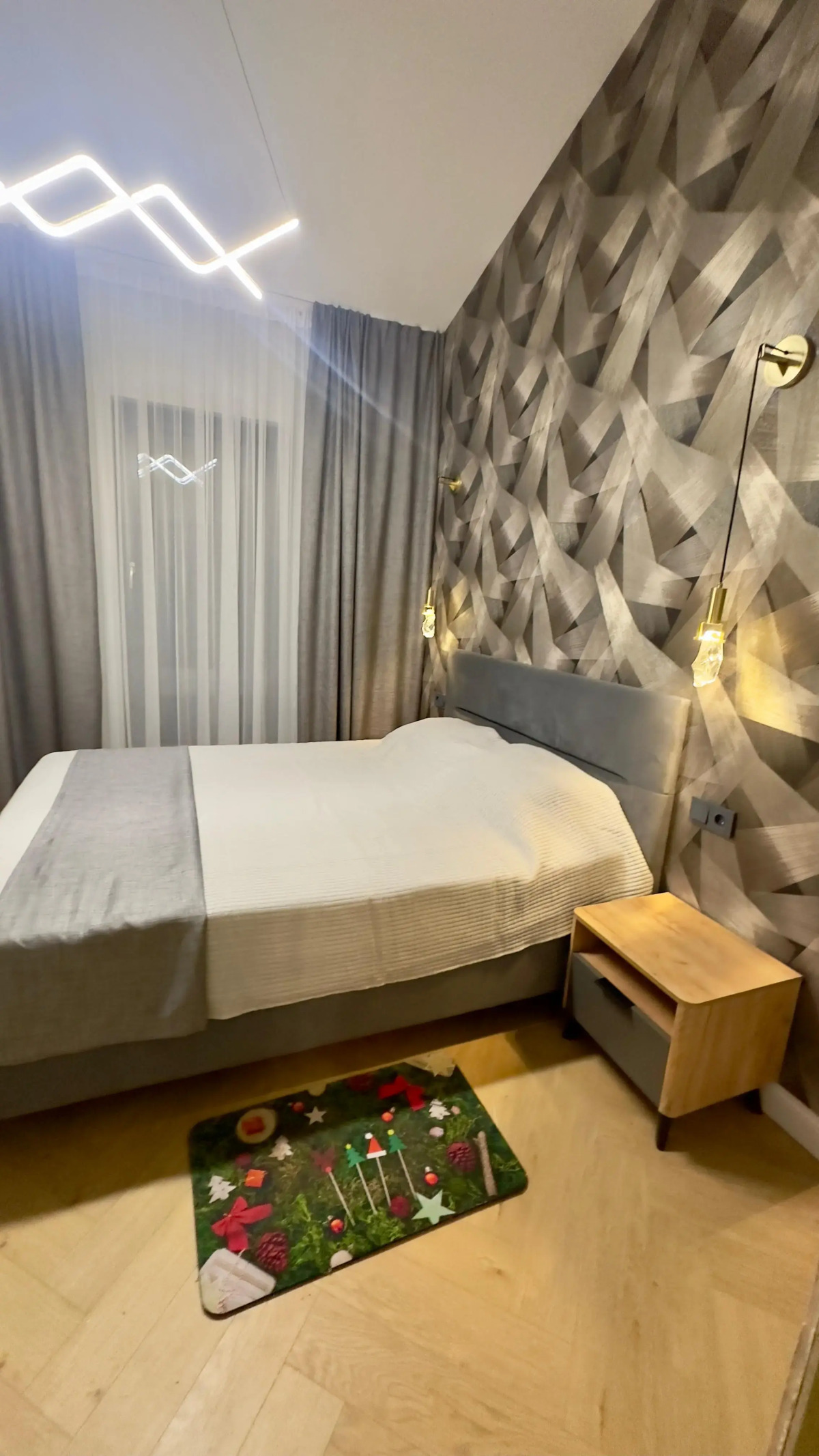 Частный дом у озера