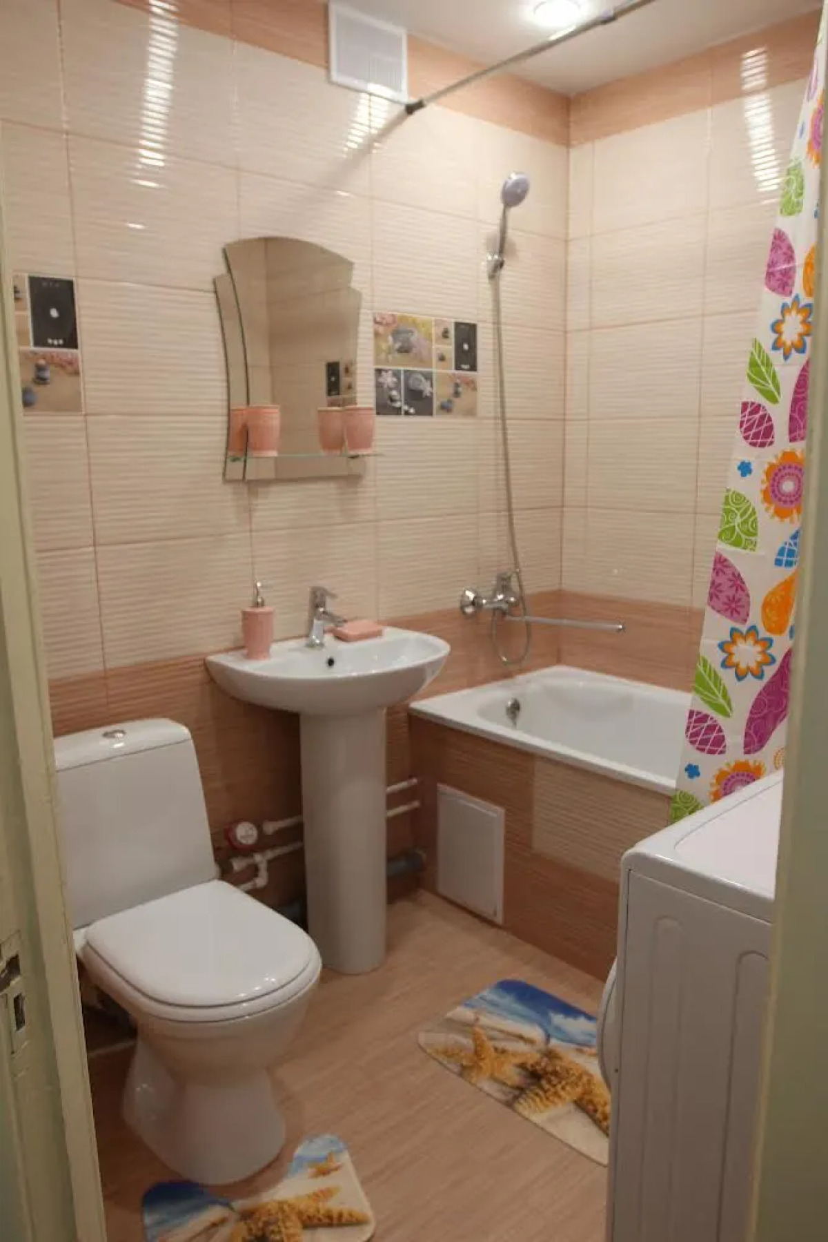 Квартира Уютная Двухкомнатная в Центре Города