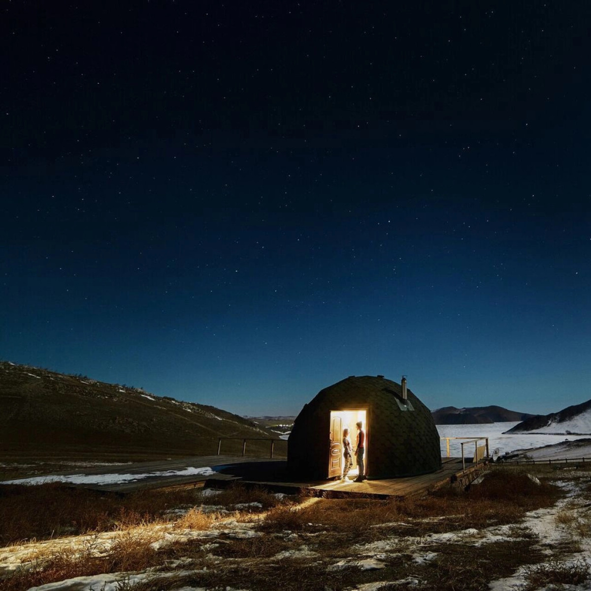 Глэмпинг Воробьевы горы на Байкале