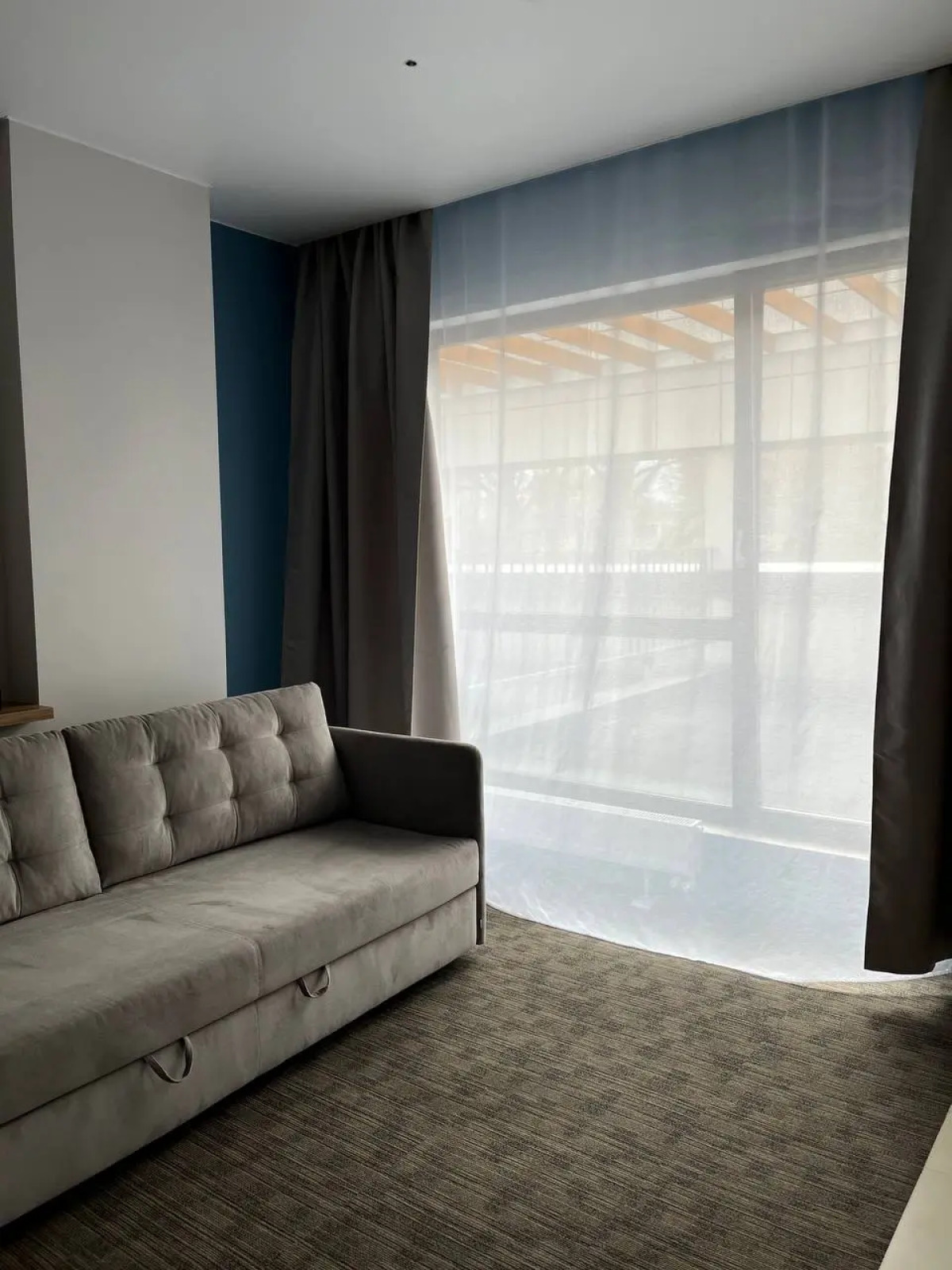 Апартаменты 1-к. квартира 42 м² 2/10 эт.