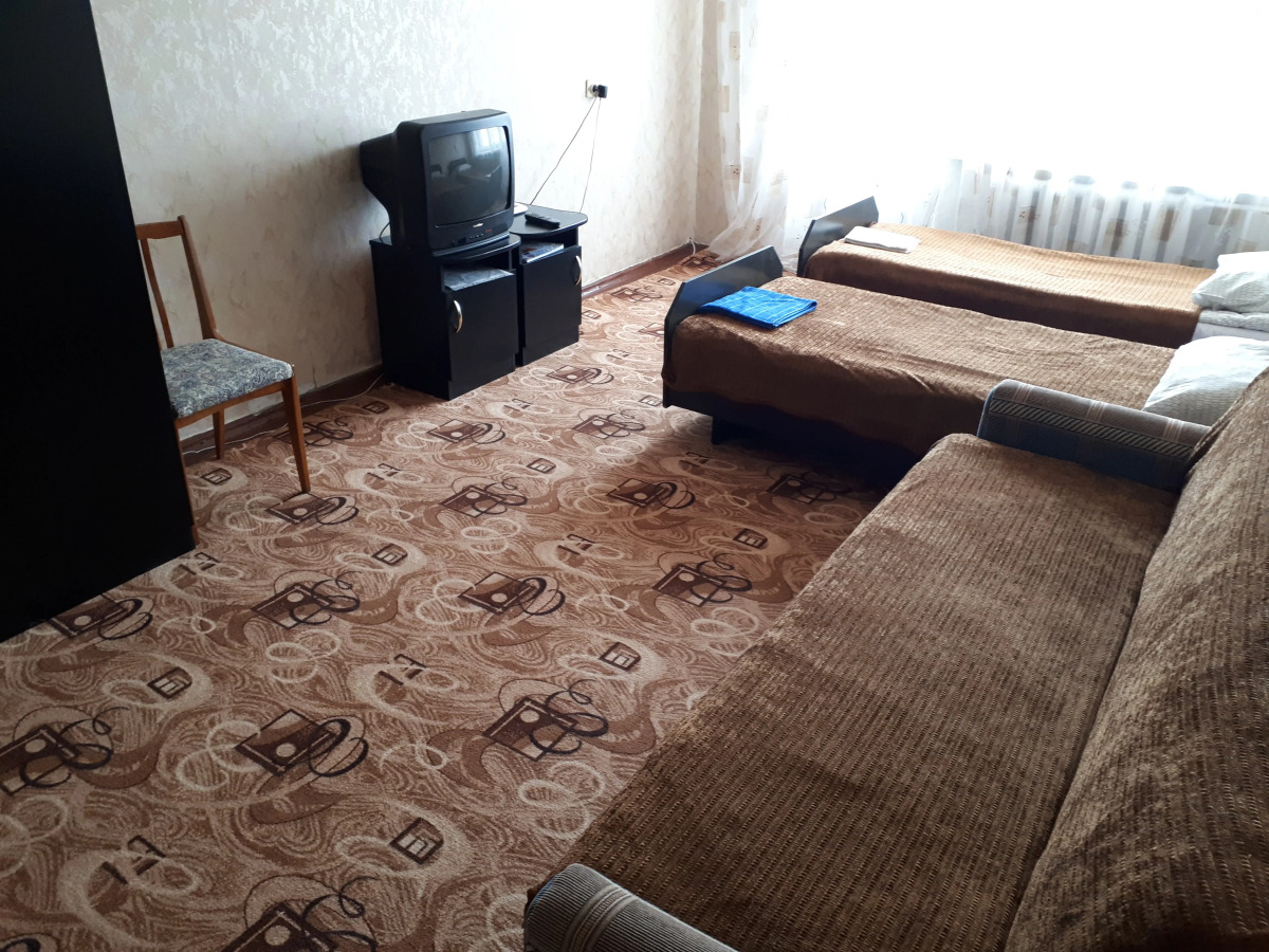 Апартаменты Мира 22