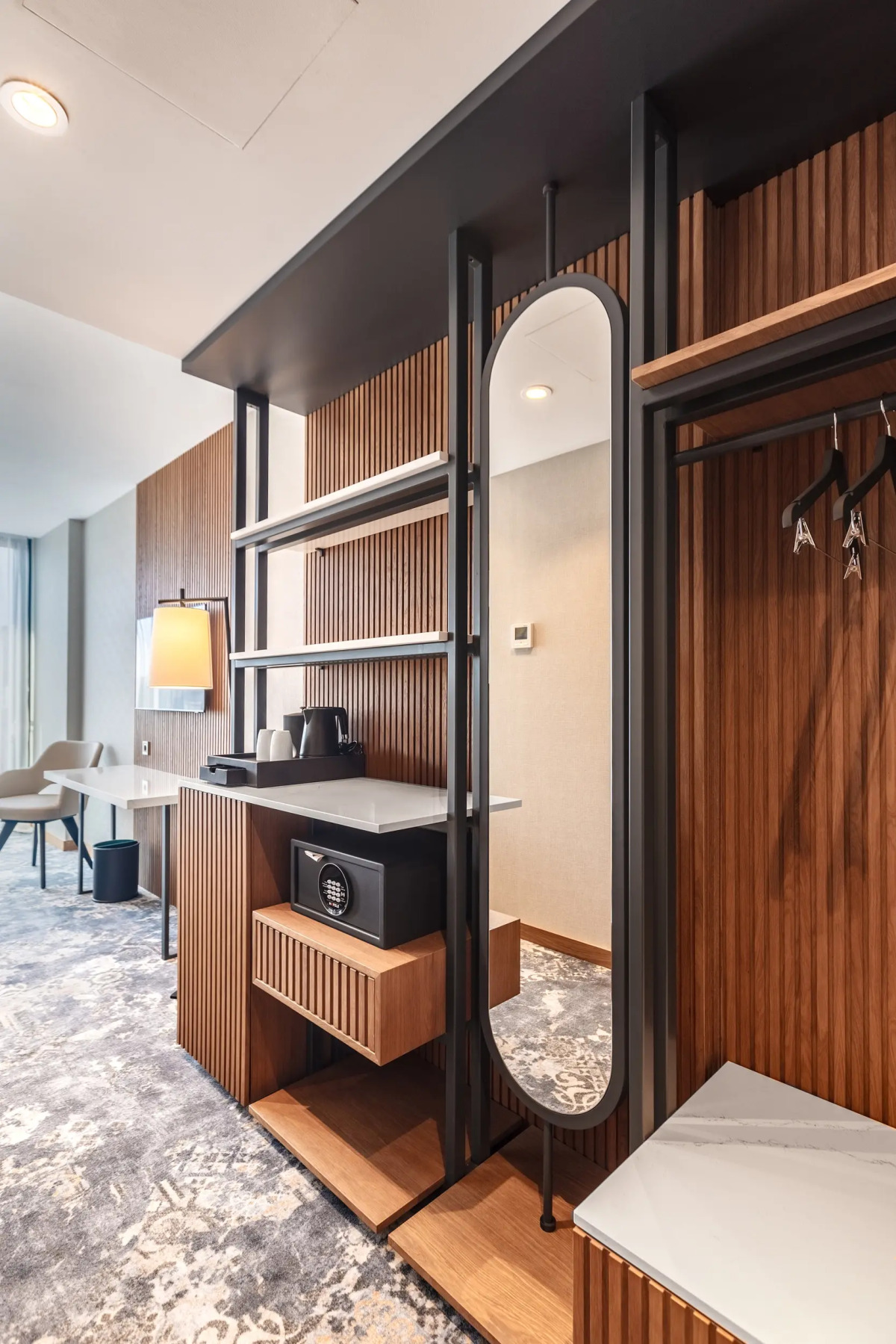 Отель Piazza Epigraph