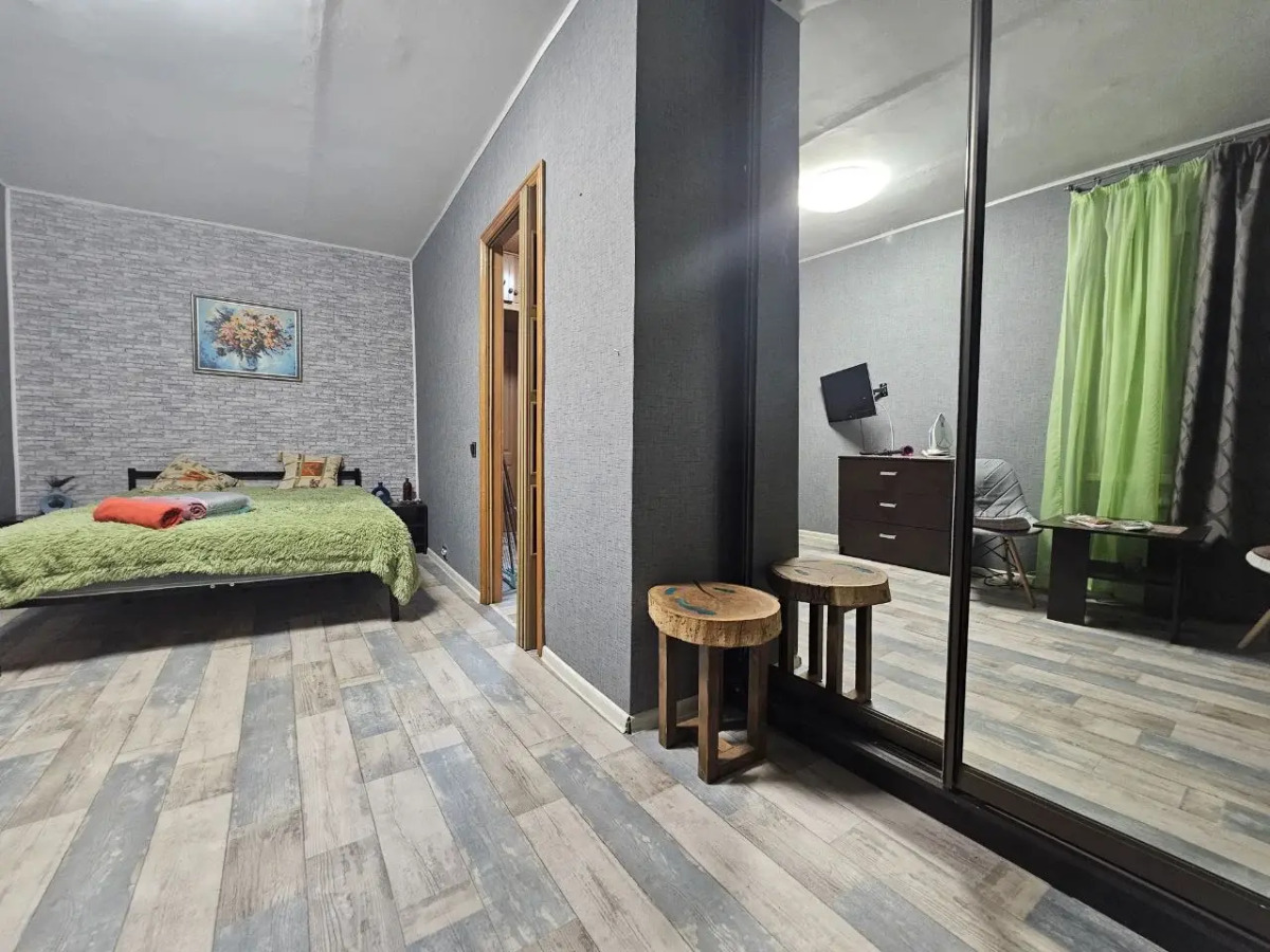 Апартаменты L.V.H Красноармейский проспект 4