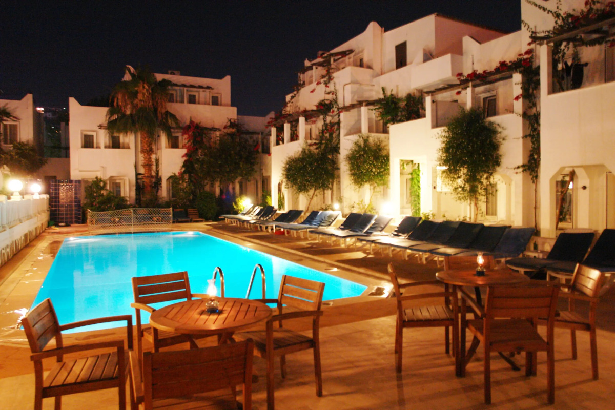 Отель The Hello