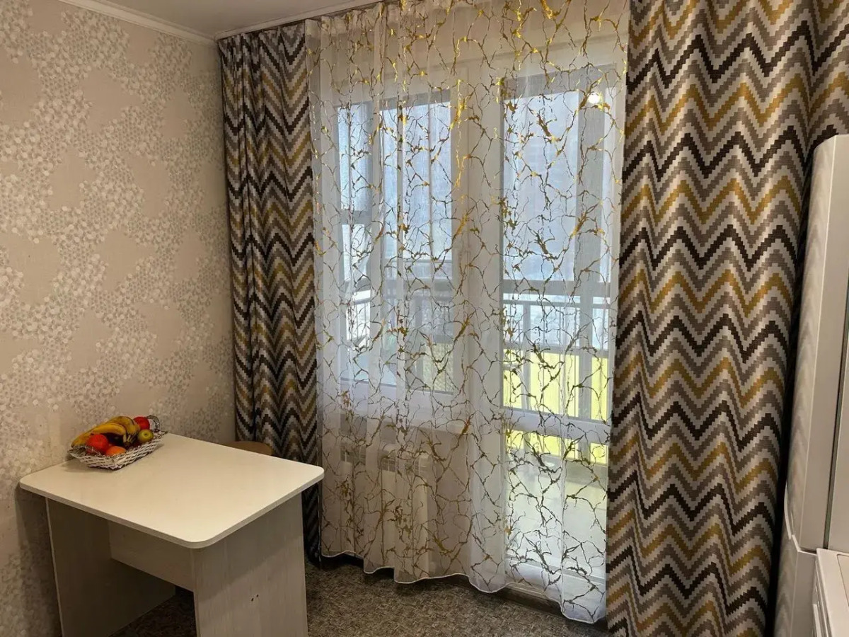 Квартира Уютная двухкомнатная 20 минут до центра