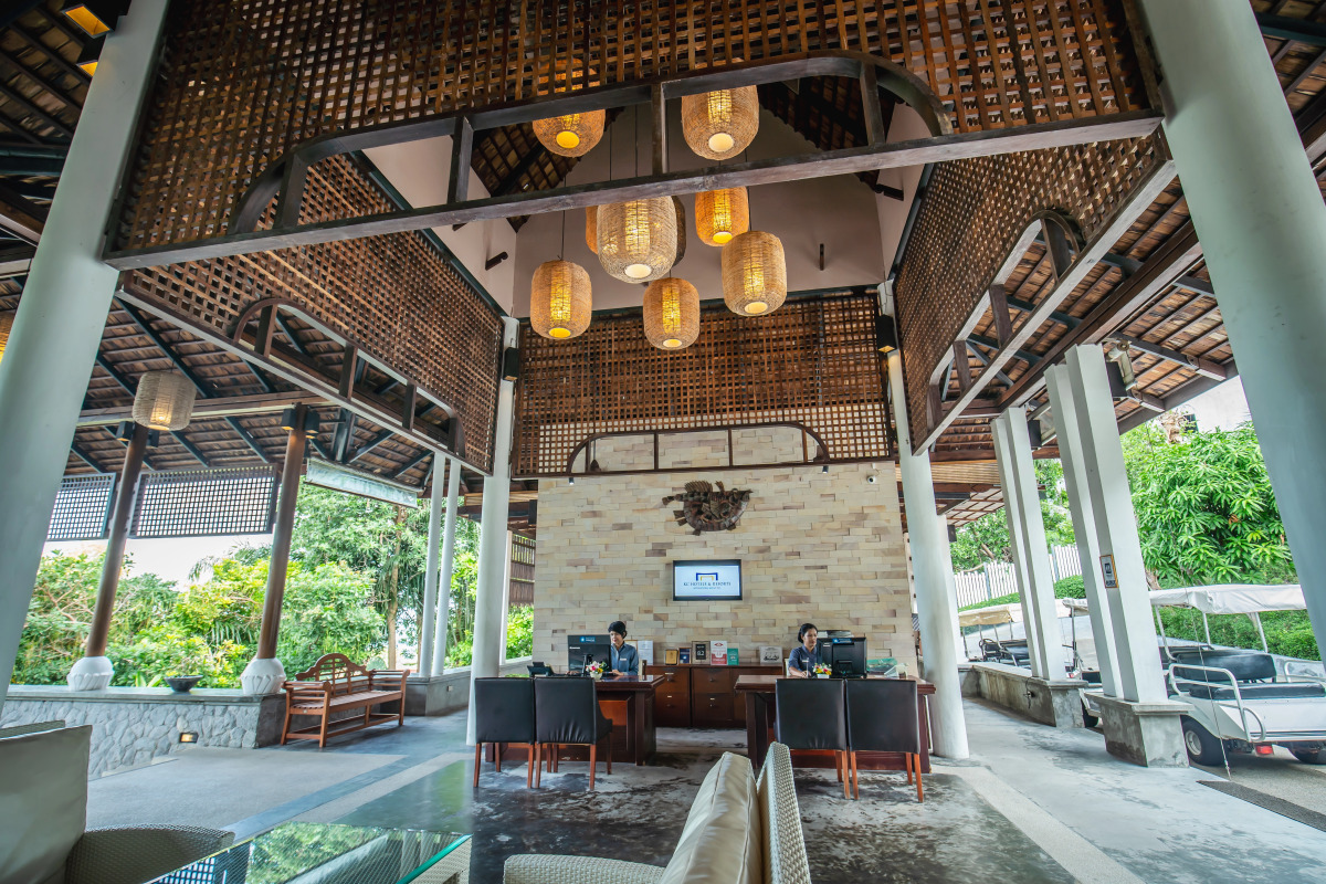 Отель KC Resort & Over Water Villas