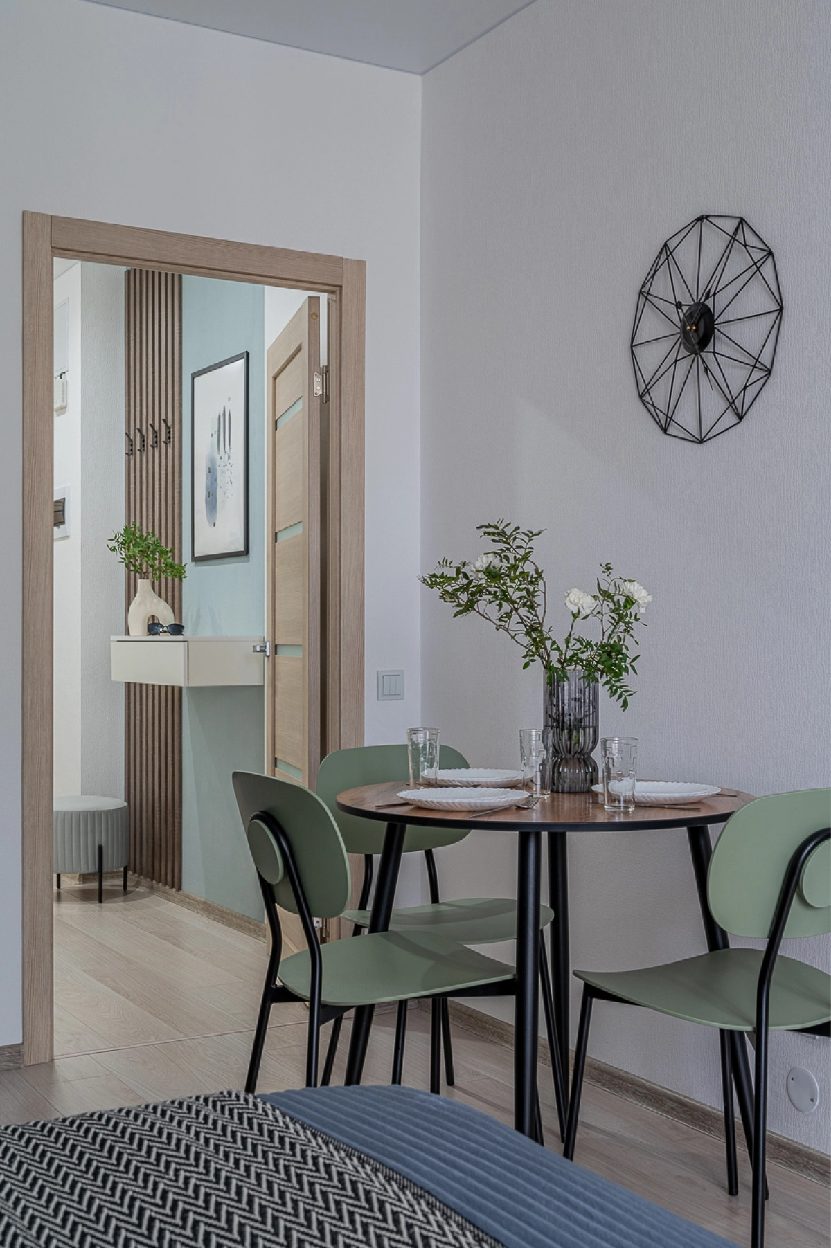 Квартира-студия на 22 этаже