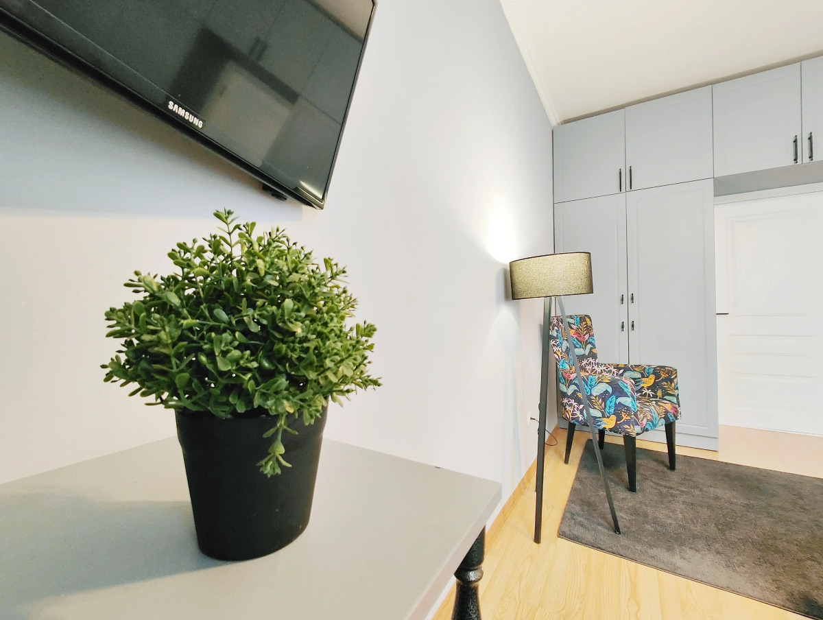 Апартаменты M.O.O.N. APARTMENTS Seifullina 500