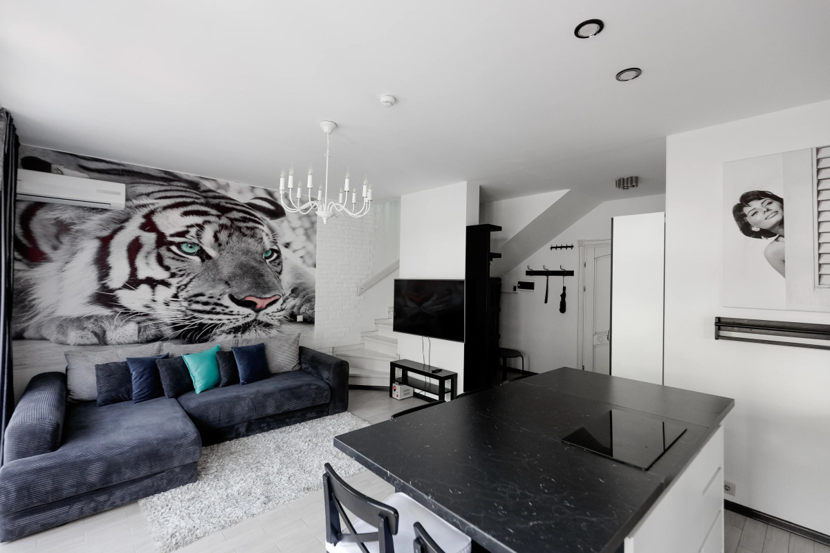 Частный Дом напротив казино с личной парковкой