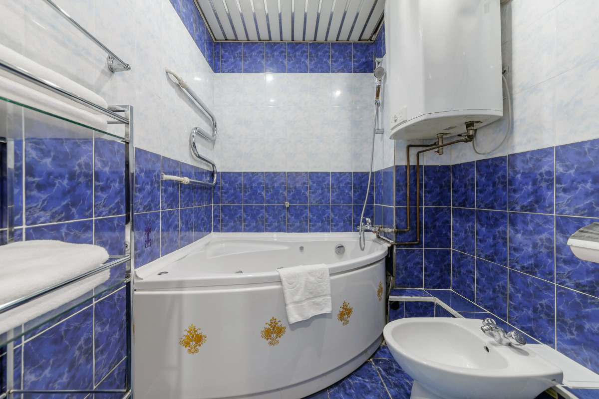 Апартаменты 3 спальни на Мойке