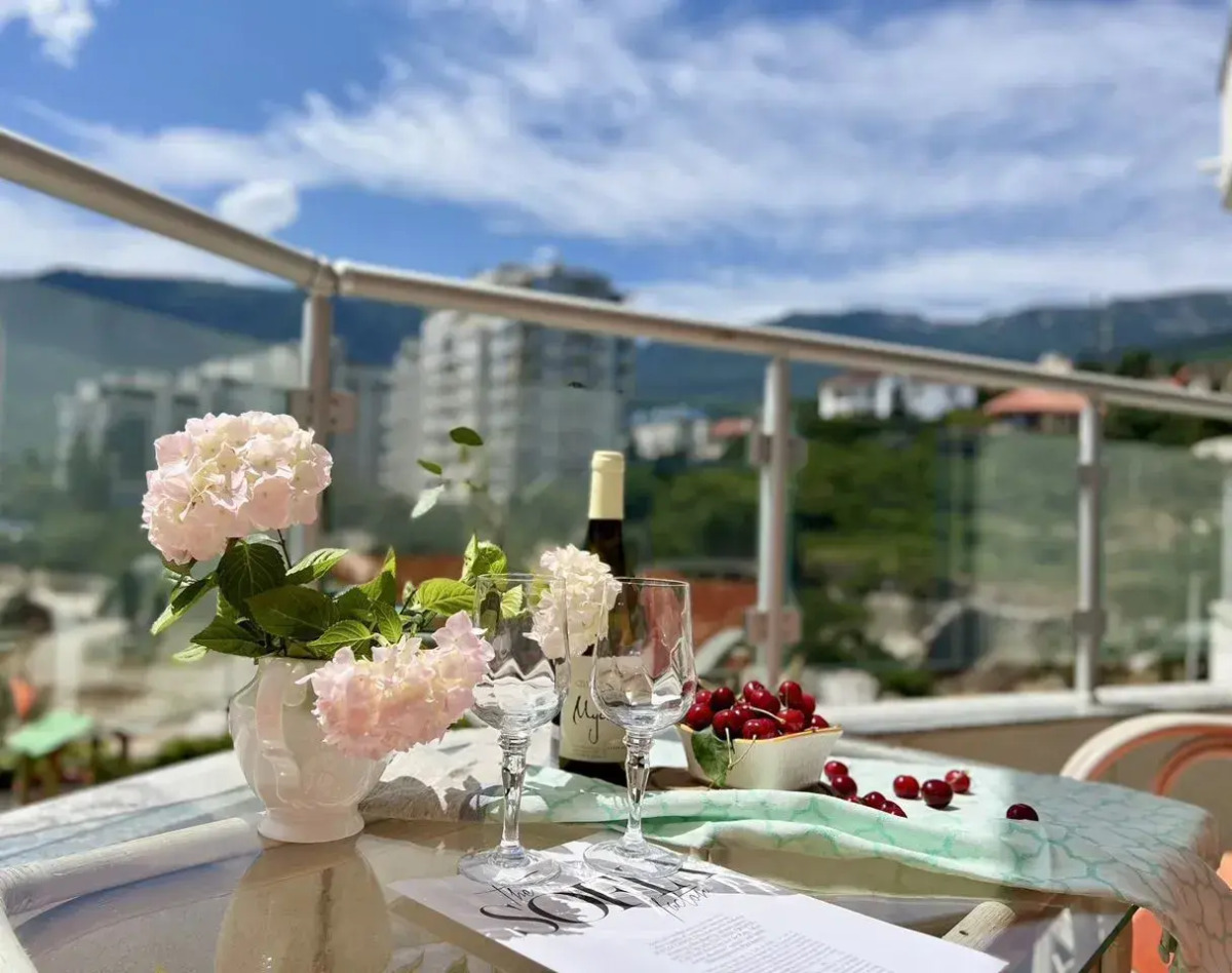 Апартаменты на Ялтинской 12А