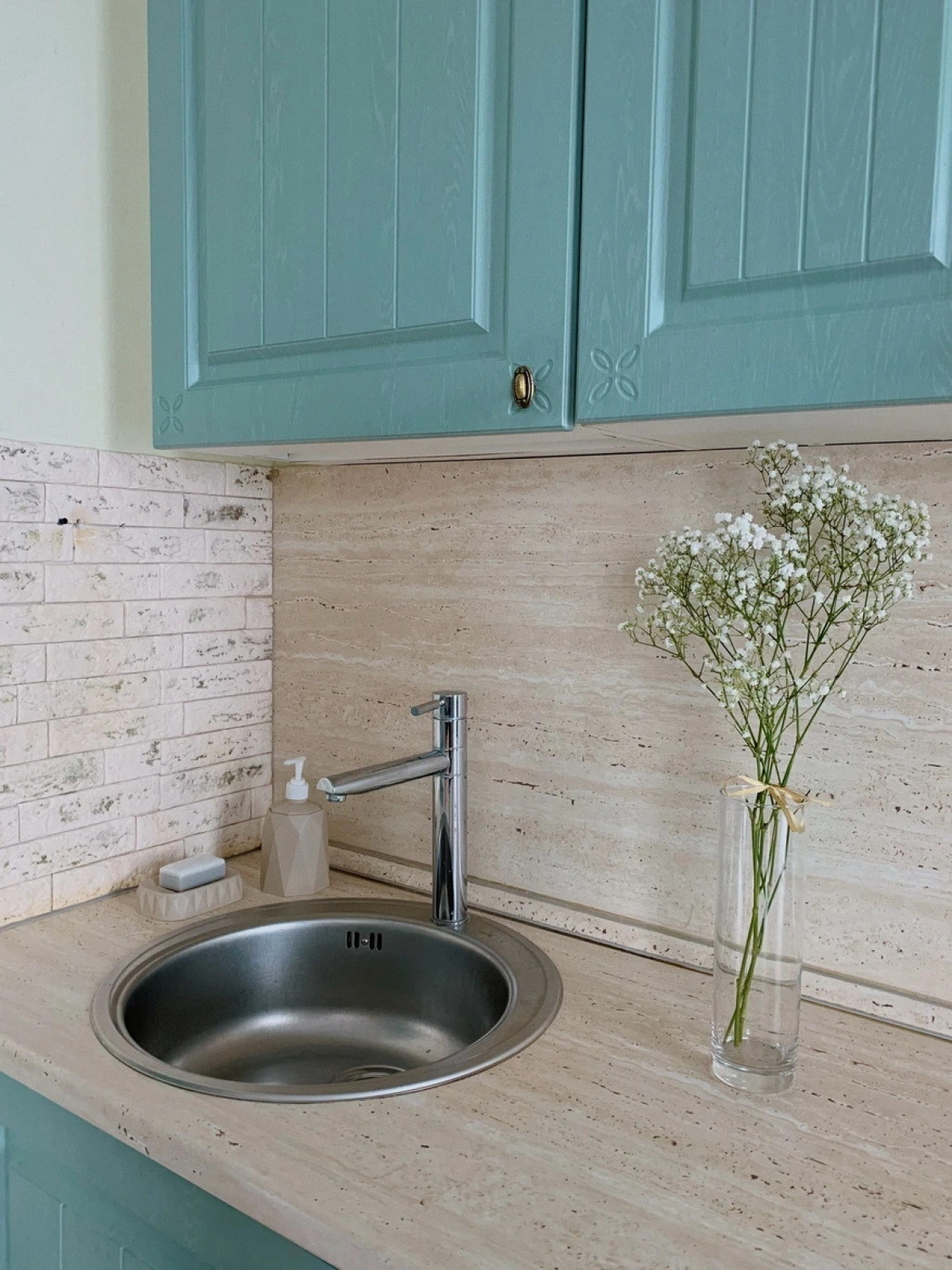 Апартаменты 61 на Феофанова