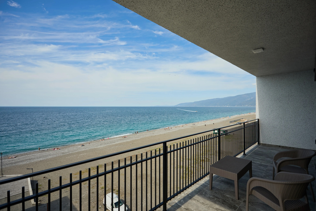 Отель  Берег Святой Софии