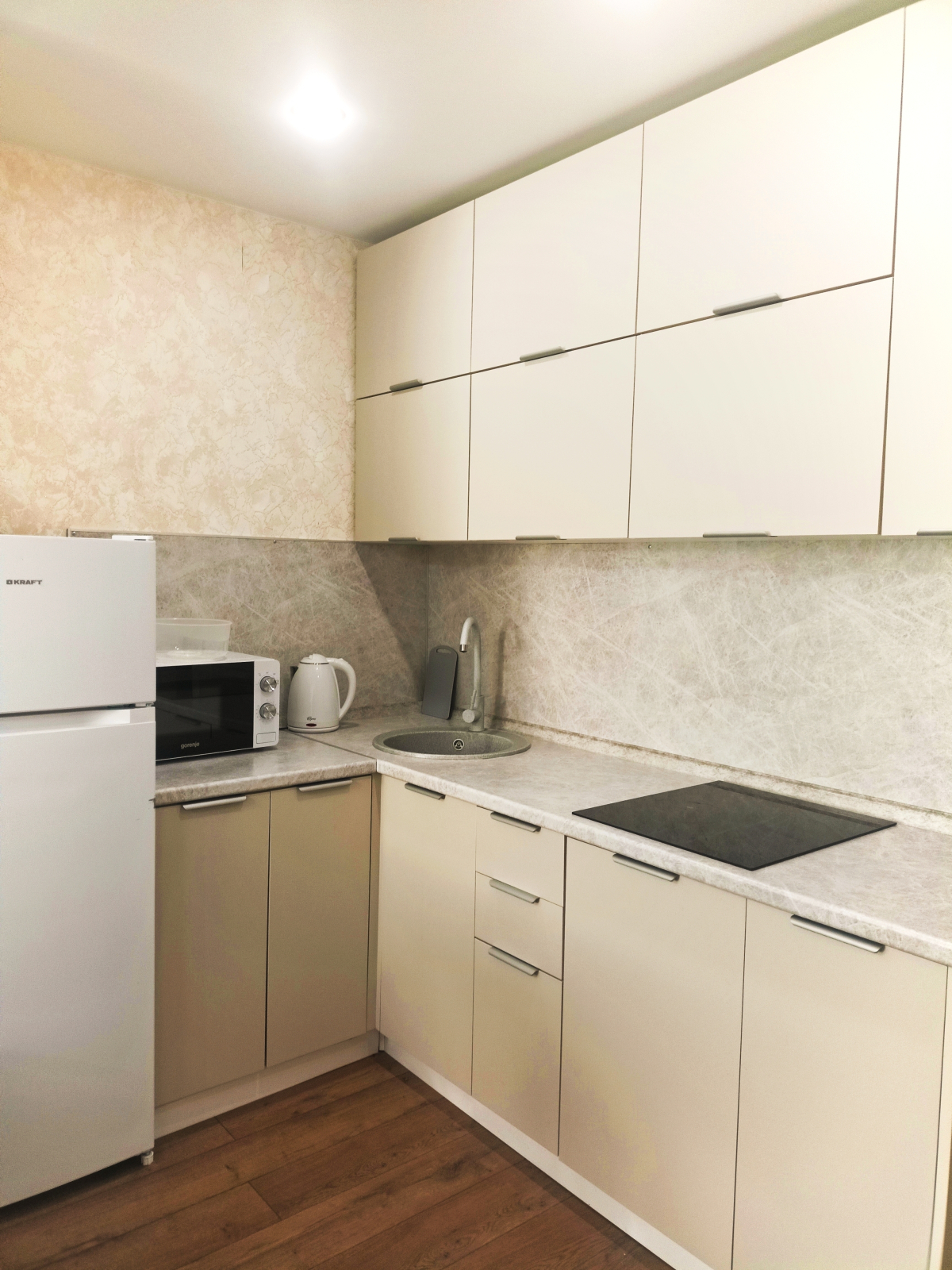 Апартаменты студия 45 на Симанина 14