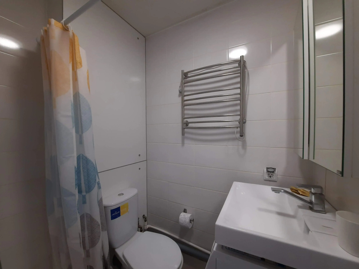 Апартаменты Вторая Студия на Ларюшина 6к2