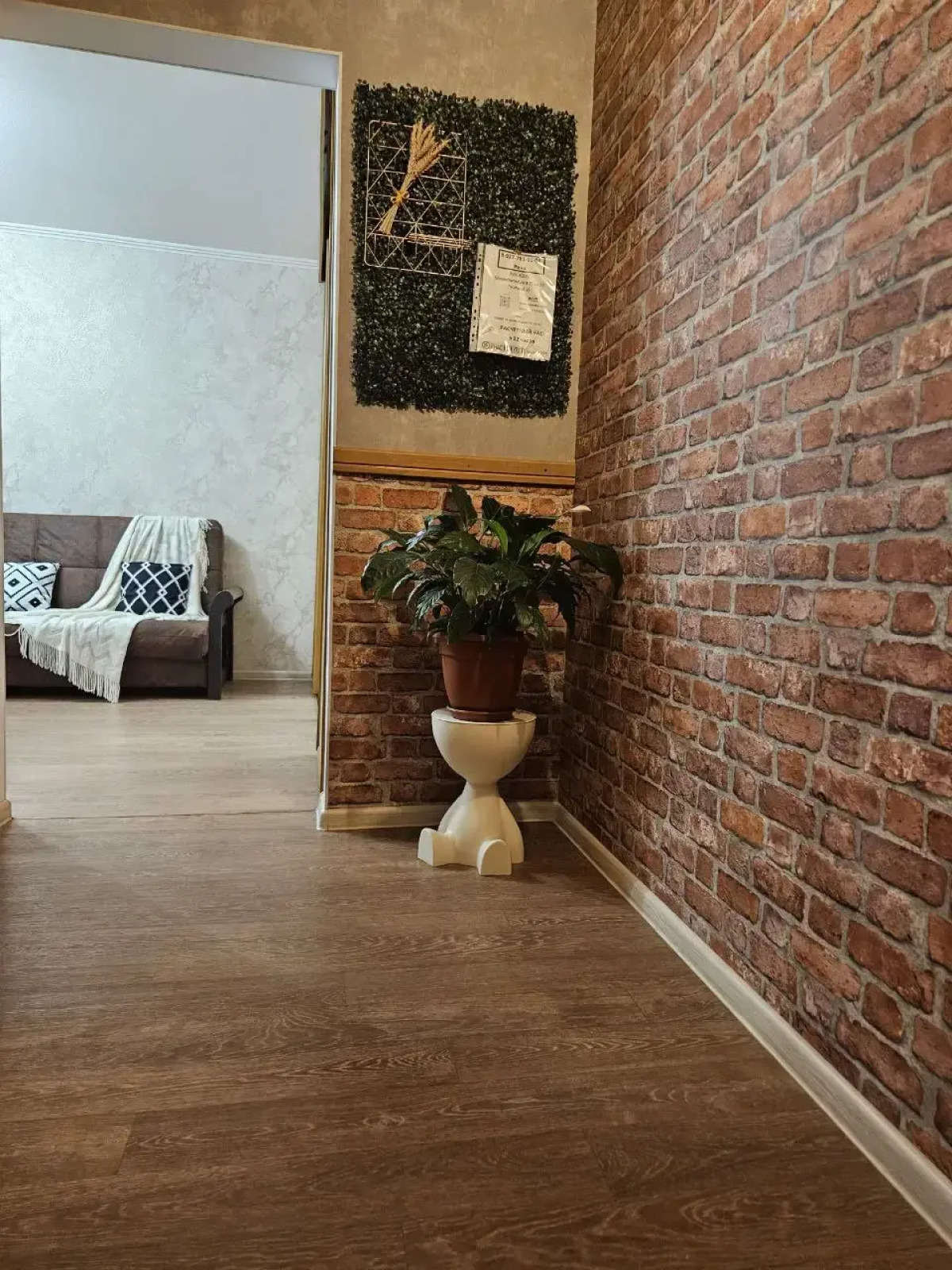 Квартира Айда к Регине (50 лет Октября 75)