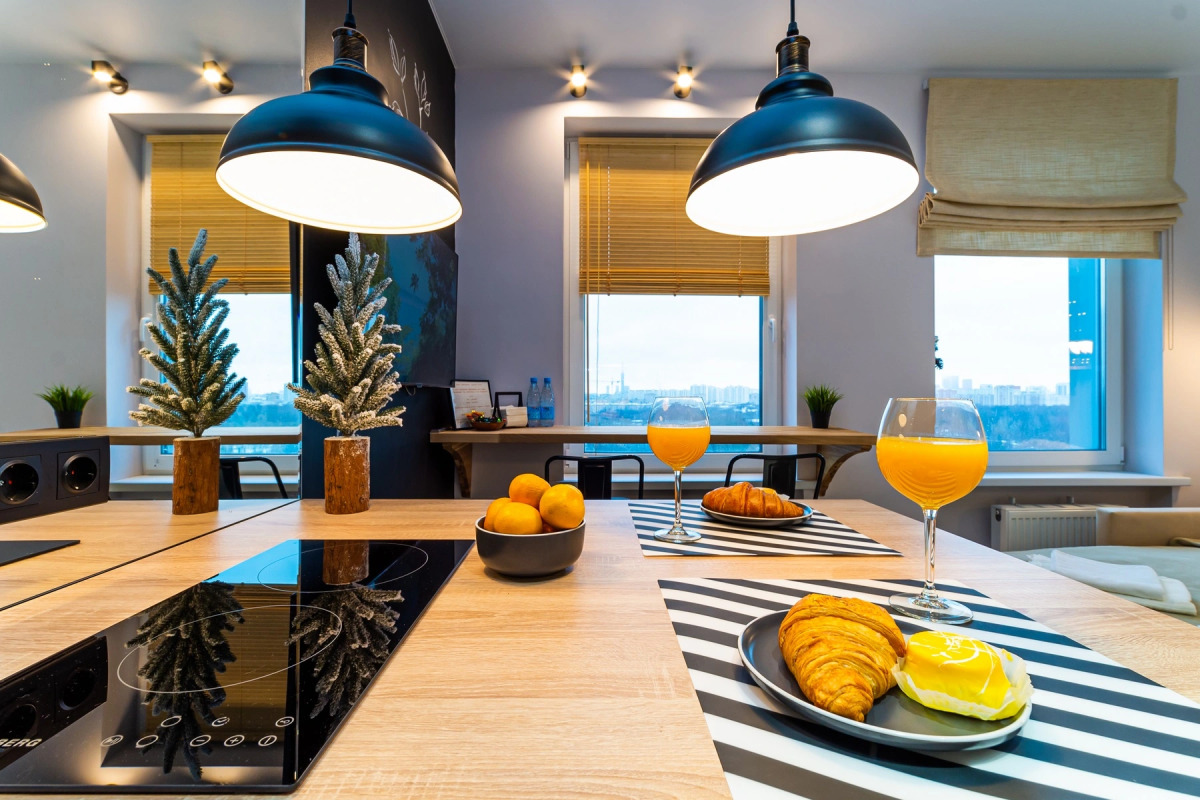 Апартаменты с видом на Останкино Wood&black