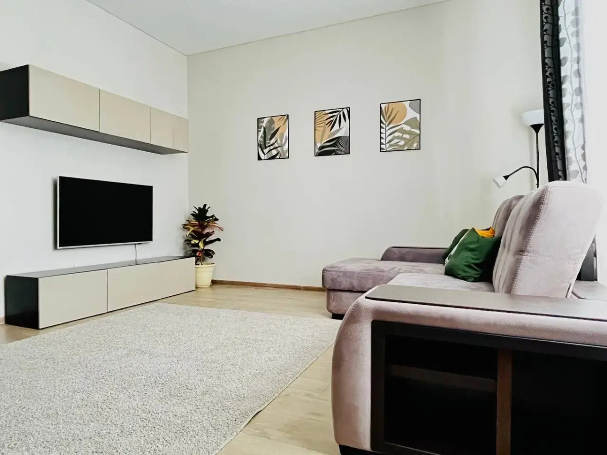 Квартира Просторная Озеро Харовое рядом с центром Казани