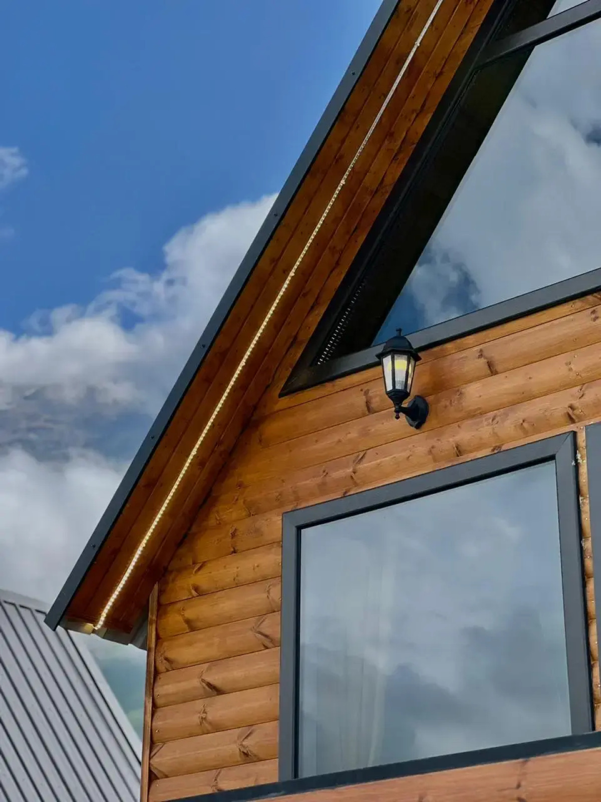 Шале Kazbegi Inn Cottages