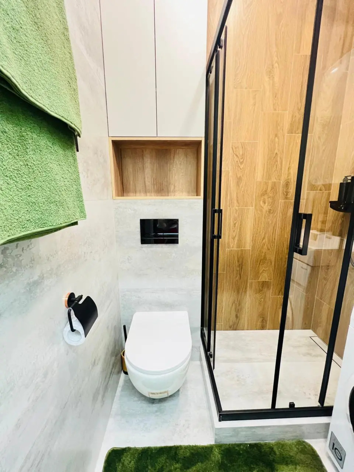 Апартаменты Студия с дизайнерским ремонтом с бассейном на крыше