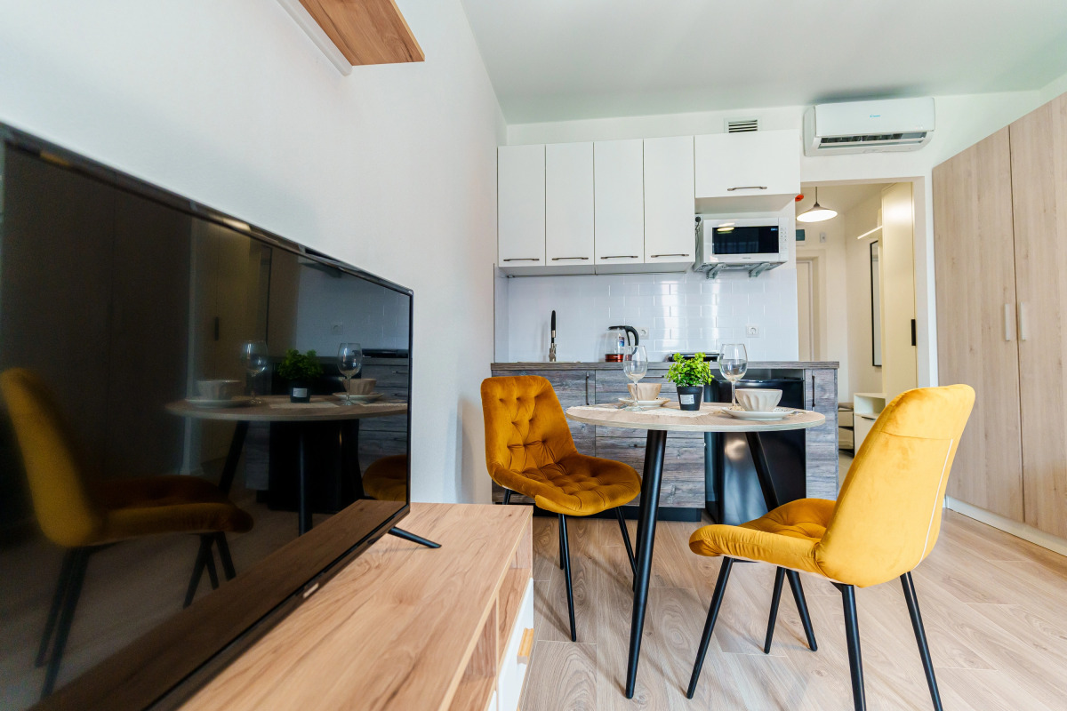 Апартаменты ЖК комфорт-класса Черноморский - 2 от LetoApart