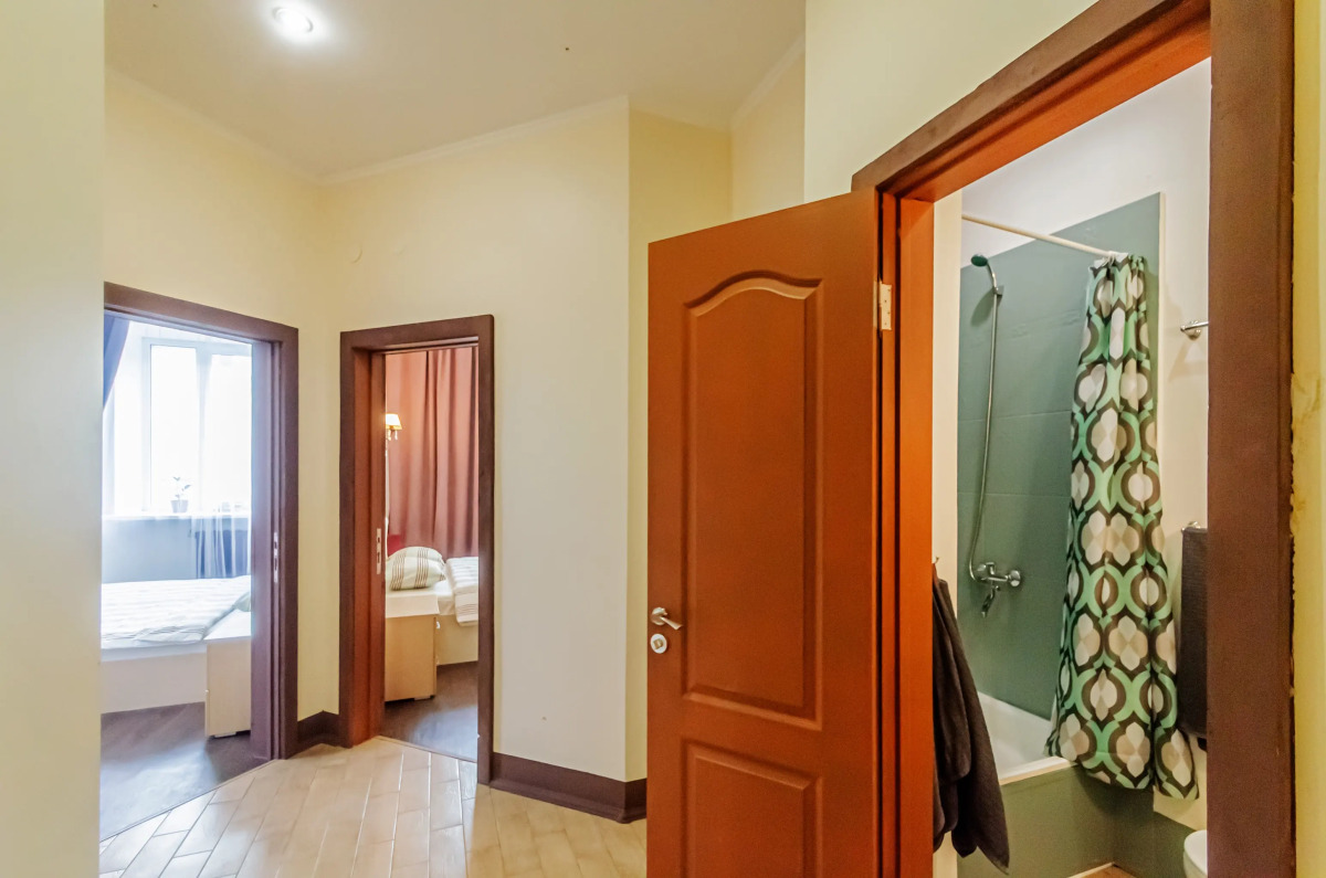 Апартаменты 2-к квартира на Никитинской 108