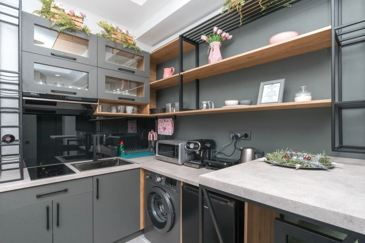 Апартаменты on Yekmalyan Str. 1-42/2