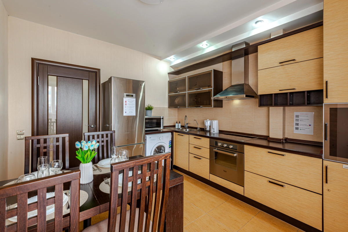 Квартира 2-к у Залива на Крылова 5 от RentAp