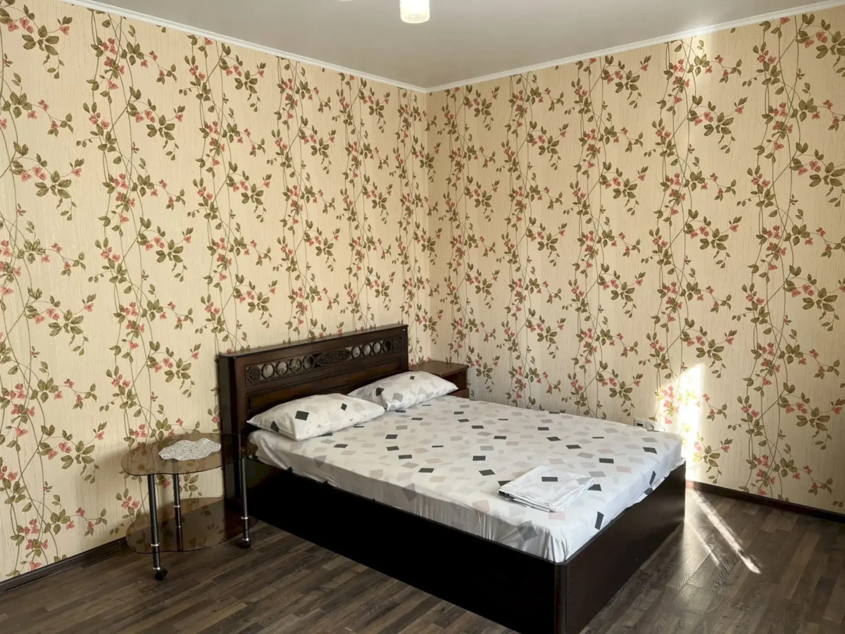 Апартаменты 381 Мичурина 7