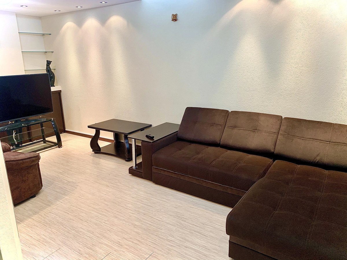 4-комнатная квартира с камином рядом Центральная площадь