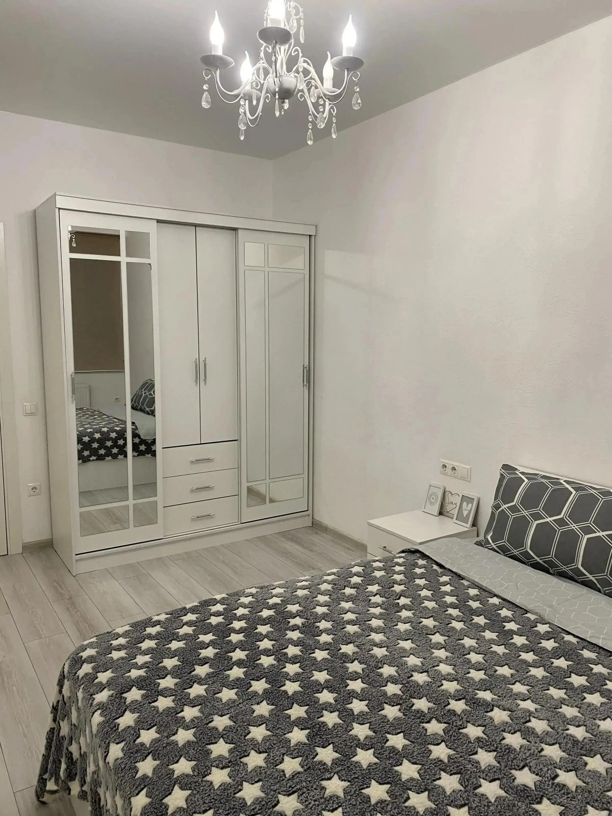 Квартира комфортная 2-комнатная в 1 минуте от метро