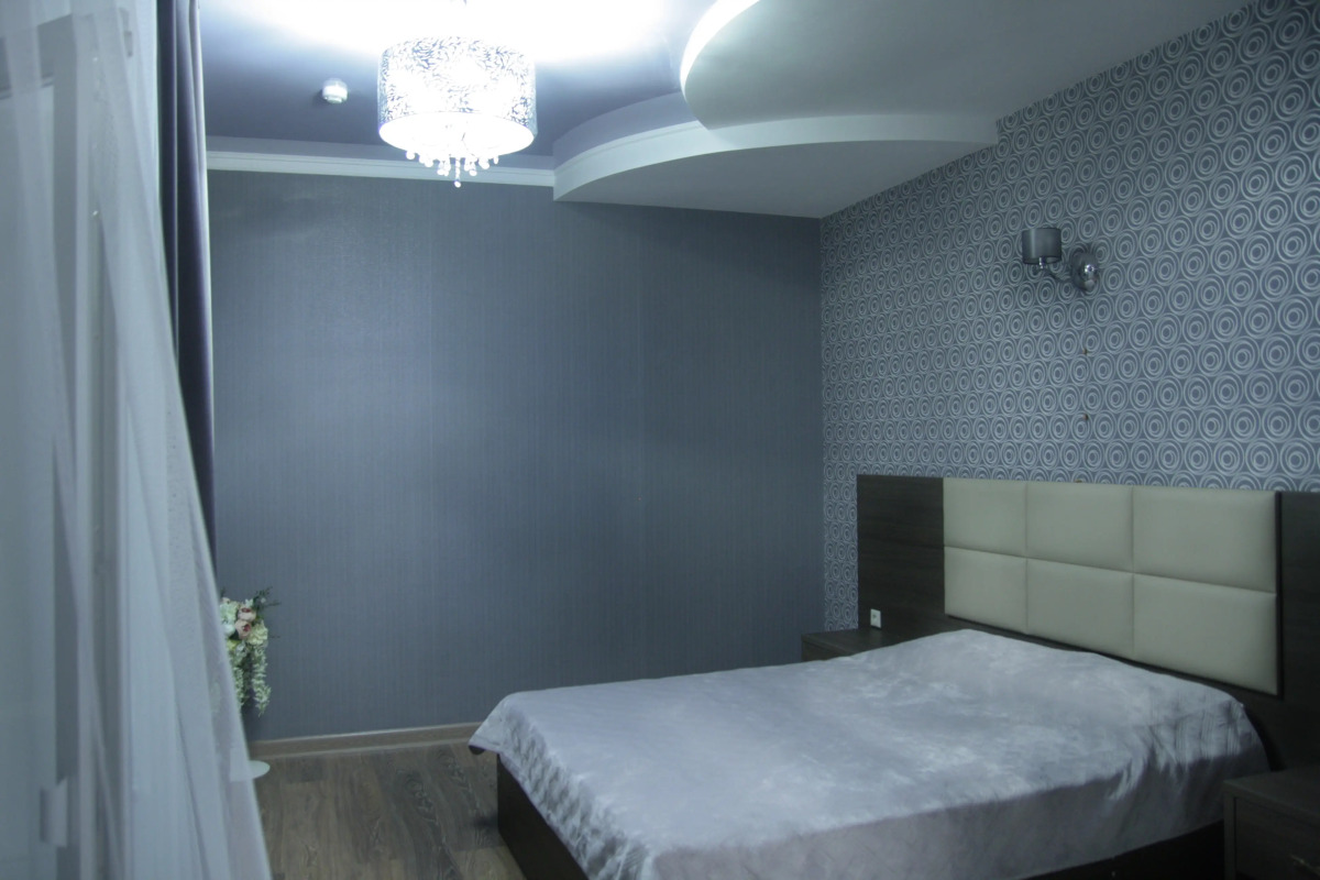 Моцарт Холл