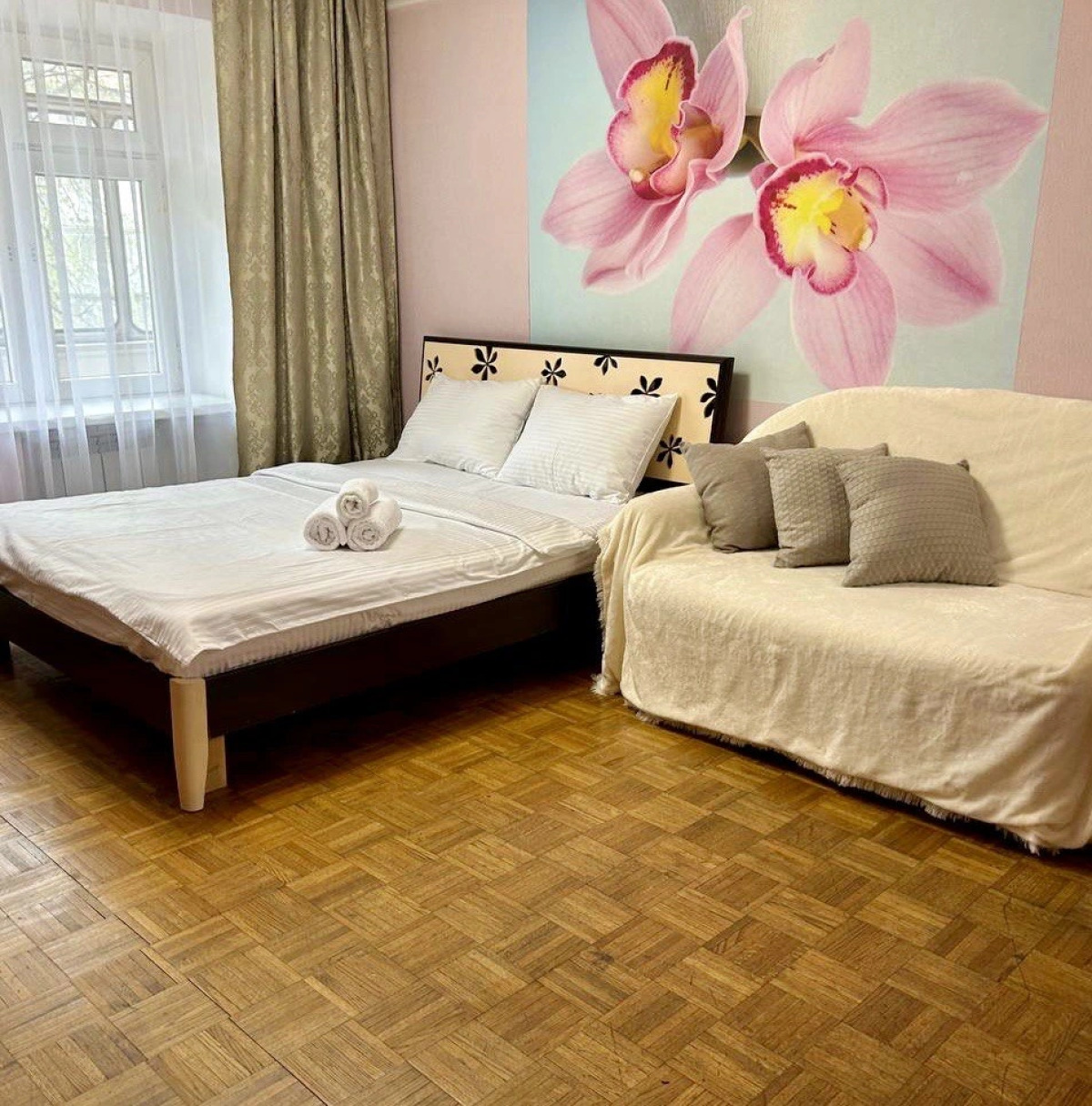 Апартаменты Двухкомнатная Квартира Шахтеров 23