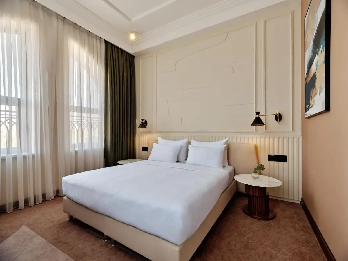 Hotel Crowne Plaza Tashkent, an IHG Hotel